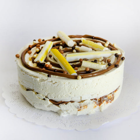 Media Torta Helada Banana Split - Color Pastel Concon